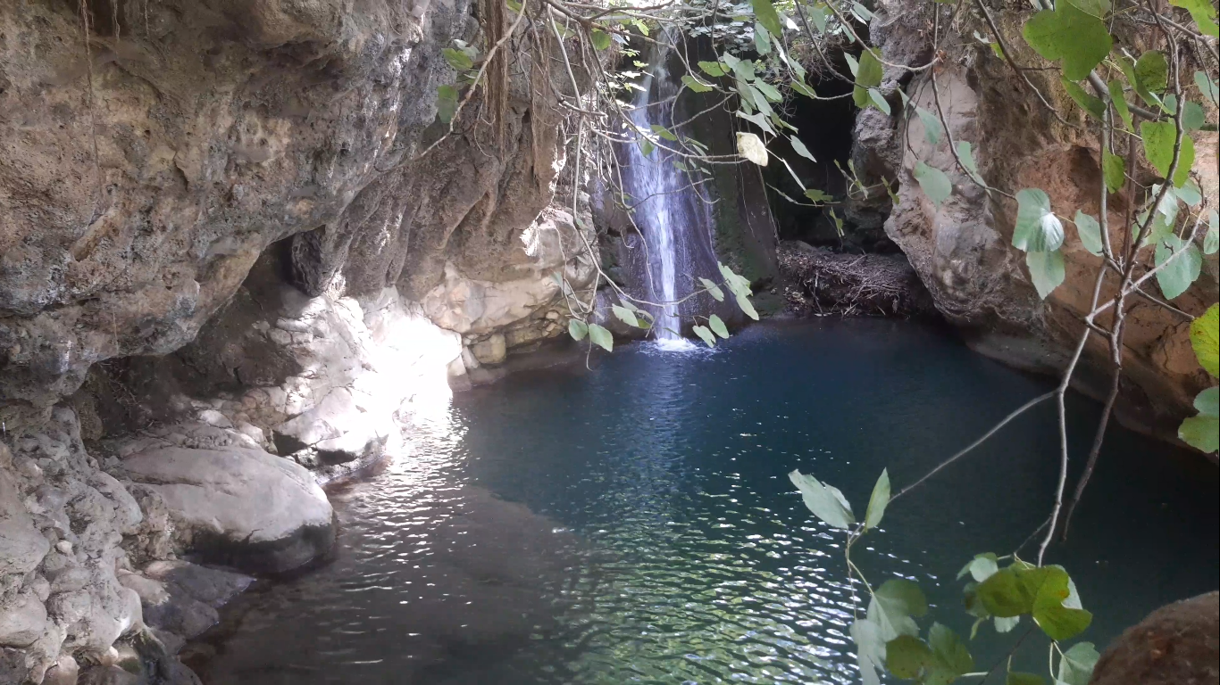 Cascada Theologos